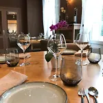 Logis Les Airelles En Bray Hotel