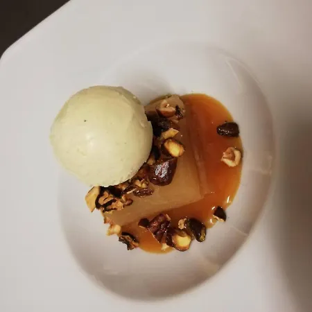 호텔 Logis Hotel-restaurant Les Airelles 2*