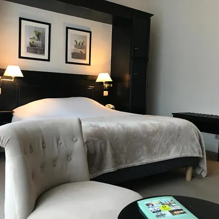 호텔 Logis Hotel-restaurant Les Airelles Neufchâtel-en-Bray