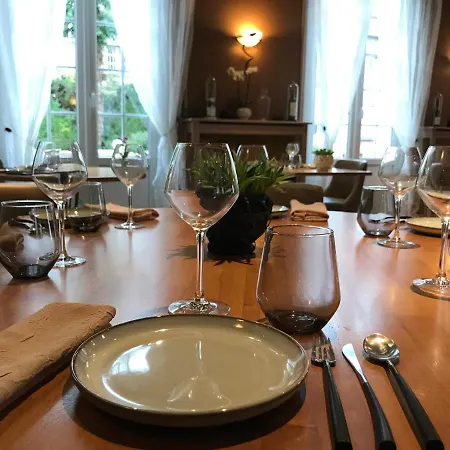 Logis Hotel-restaurant Les Airelles 호텔 Neufchâtel-en-Bray