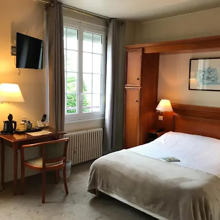 Logis Hotel-restaurant Les Airelles 호텔