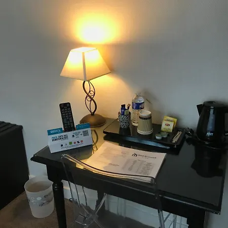 Logis Les Airelles En Bray Hotel Neufchâtel-en-Bray