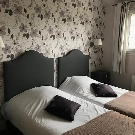 Logis Hotel-restaurant Les Airelles 호텔