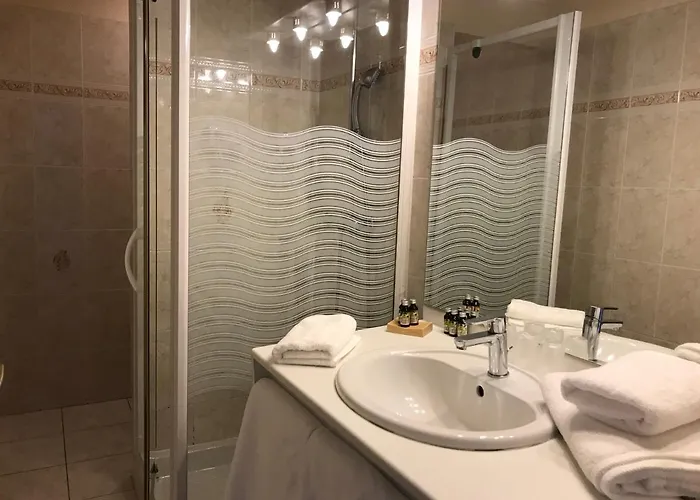 Logis Les Airelles En Bray Hotell Neufchâtel-en-Bray